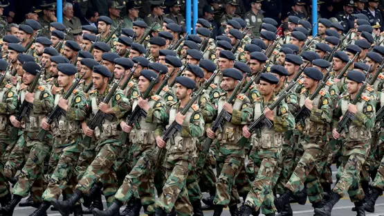 صورة حول : الجيش الإيراني يسقط 7 مسيرات إسرائيلية ويهاجم قواعد الجيش الإيراني يسقط 7 مسيرات إسرائيلية ويهاجم قواعد