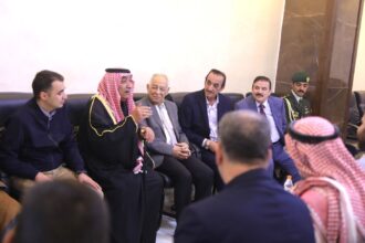 مندوبا عن الملك وولي العهد...العيسوي يعزي عشيرتي الكفاوين والبشابشة