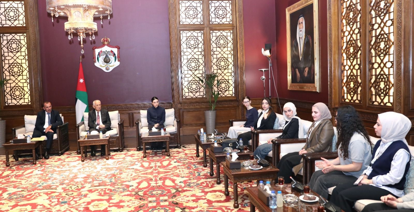 صورة حول : العيسوي: الأردن يمضي بثبات بقيادة الملك رغم تعقيدات المشهد الإقليمي العيسوي: الأردن يمضي بثبات بقيادة الملك رغم تعقيدات المشهد الإقليمي