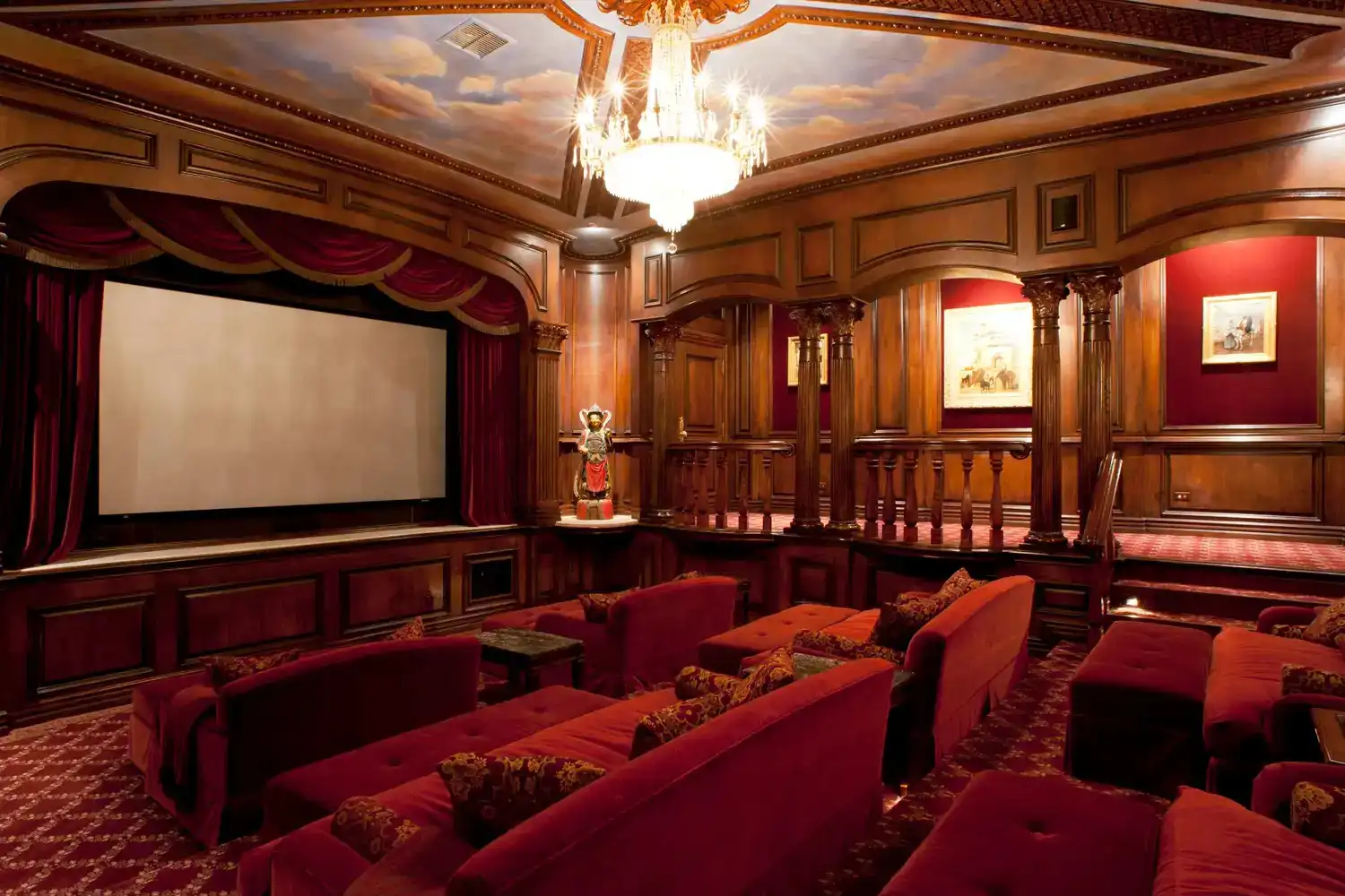 "100 ألف دولار" شهرياً.. هنا قضى مايكل جاكسون آخر أيامه (صور)