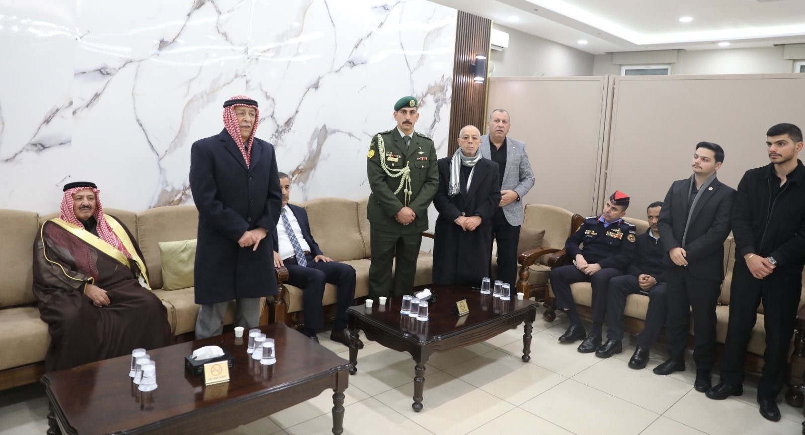 مندوبًا عن الملك وولي العهد... العيسوي يعزي الجيتاوي والنسور والعطيات والحداد