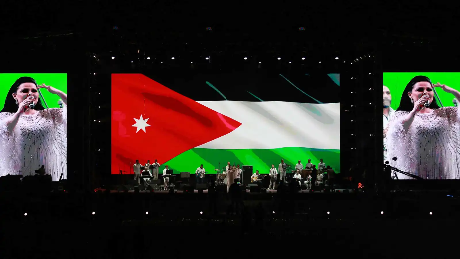 عمر العبداللات وديانا كرزون في افتتاح مهرجان جرش 2026