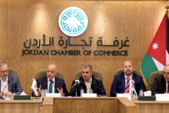 تجارة الأردن تعقد اجتماعاً موسعاً لبحث تعزيز تجارة الترانزيت