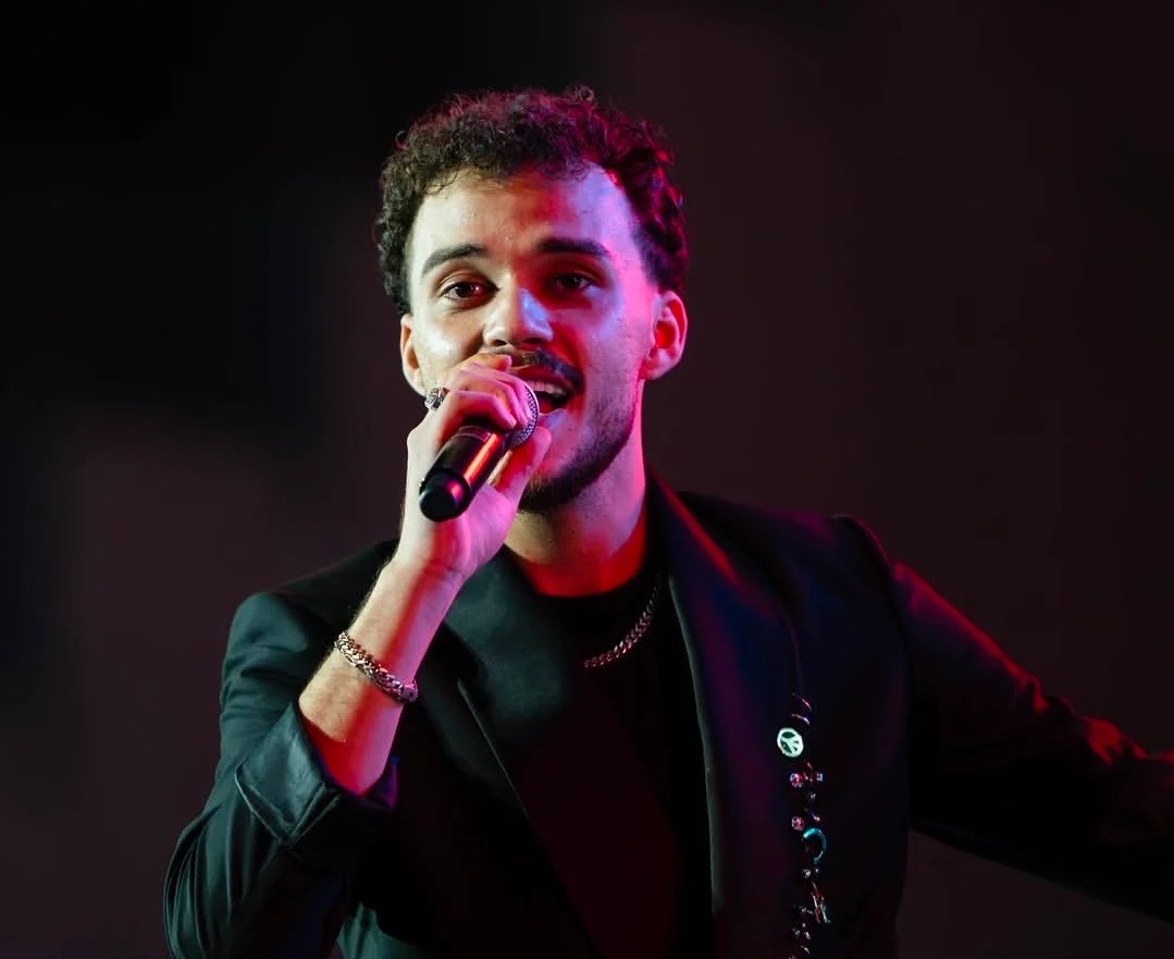 بعد أشهر من الزواج .. حسام السيلاوي ينفصل عن زوجته