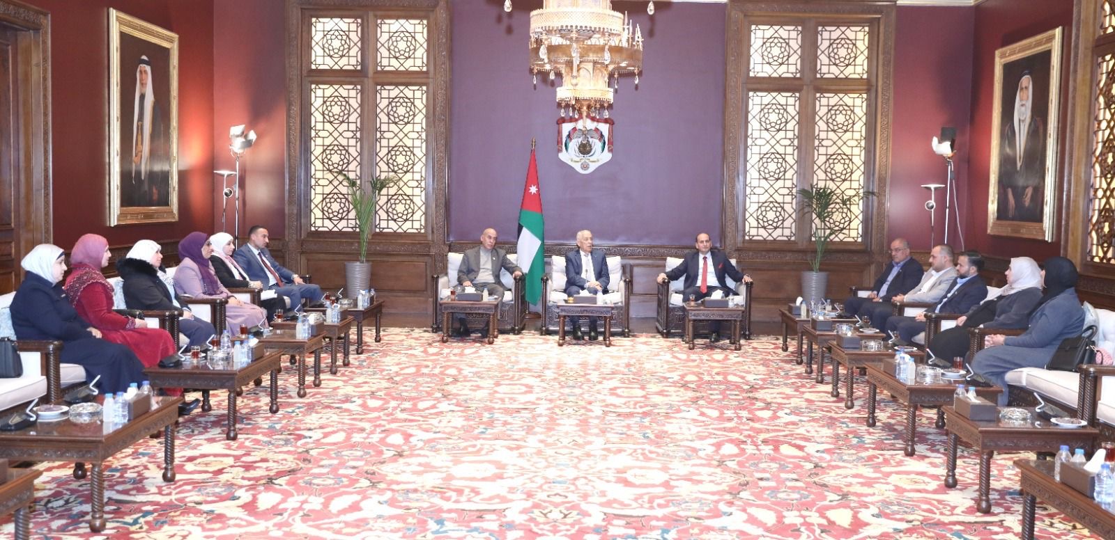 العيسوي: الملك يقود تحركات دبلوماسية فاعلة تضع المصالح الوطنية في مقدمة الأولويات