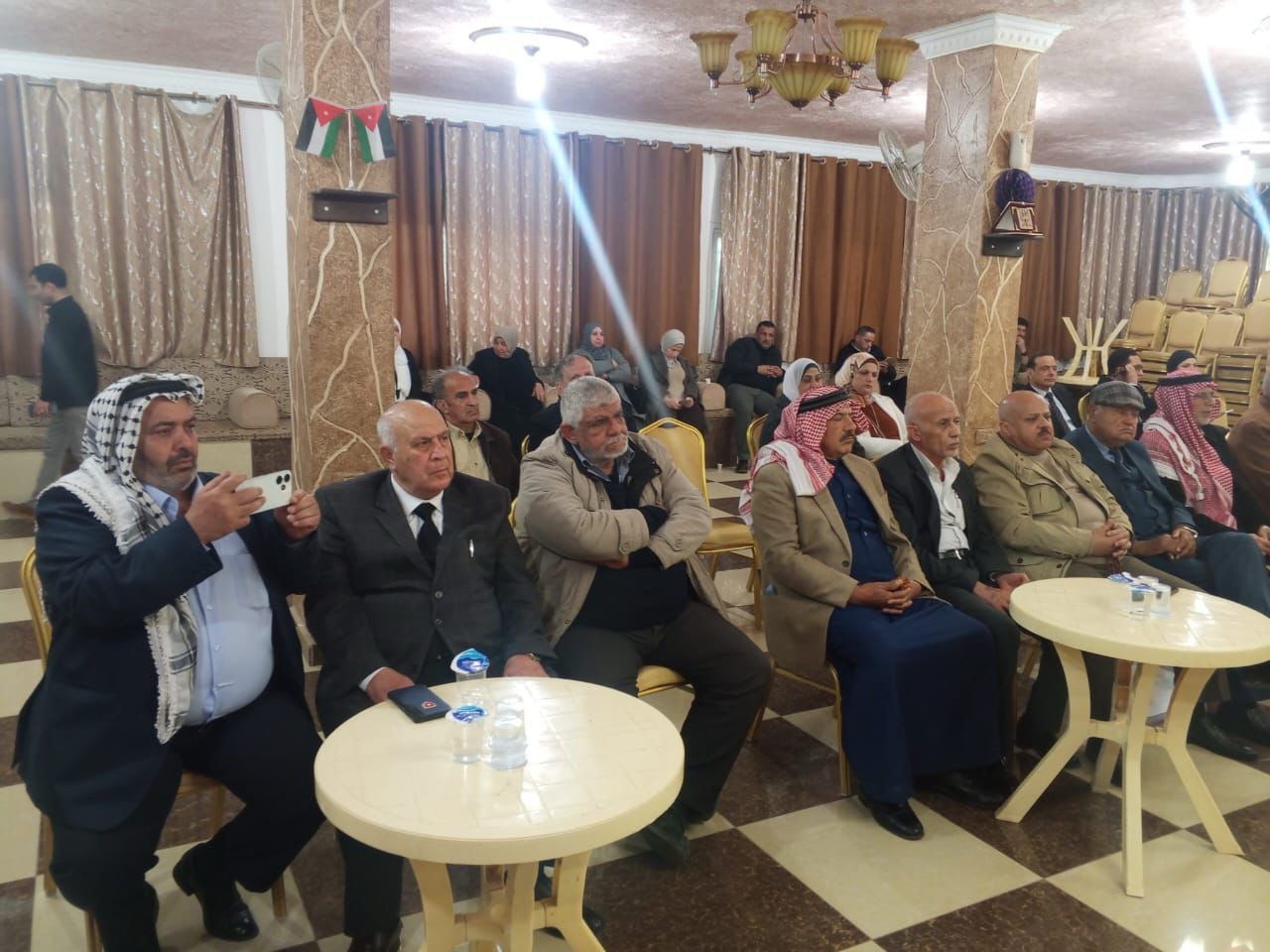 الحياري: في زمن المعارك المفتوحة … الثابت الوحيد هو صلابة الوطن الذي لطالما تكسرت عليه الأزمات