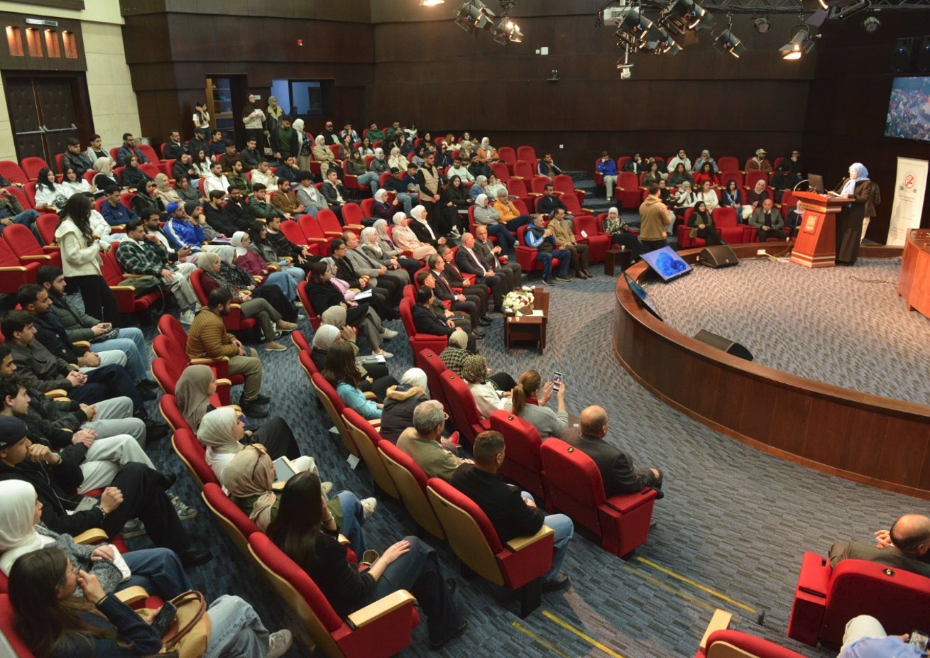 جامعة البترا تستضيف وزير الصحة السابق الهواري ضمن أسبوع توعوي لتعزيز الجامعات الخالية من التدخين