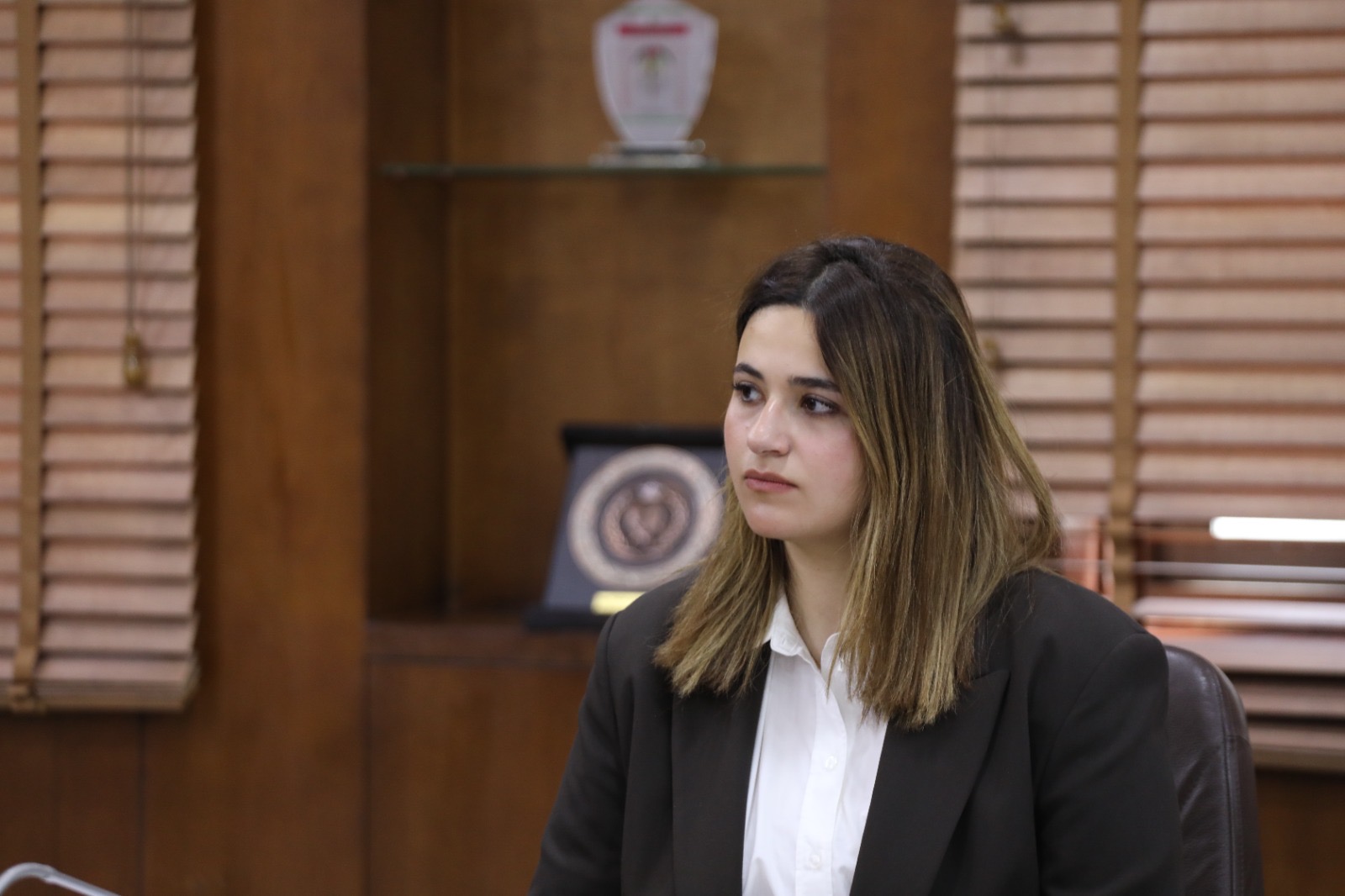 العودات يلتقي طلبة من كلية الحقوق بالجامعة الأردنية