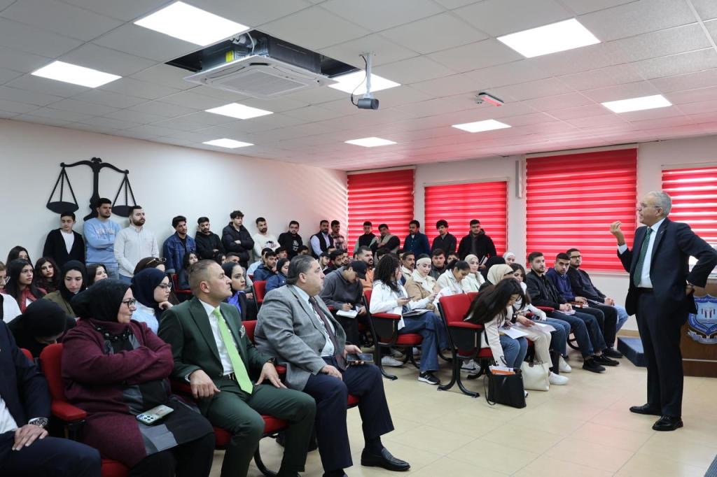 صورة حول : كلية الحقوق في عمان الأهلية تنظم جلسة حوارية حول نظام ممارسة الأنشطة الحزبية الطلابية كلية الحقوق في عمان الأهلية تنظم جلسة حوارية حول نظام ممارسة الأنشطة الحزبية الطلابية