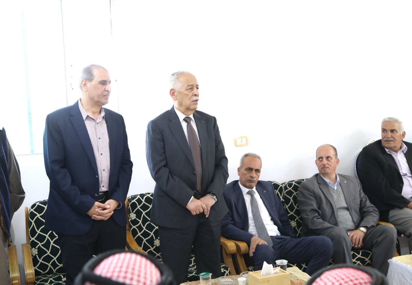 مندوبا عن الملك وولي العهد...العيسوي يعزي آل الذيب والجريسات والنمري ومقطش