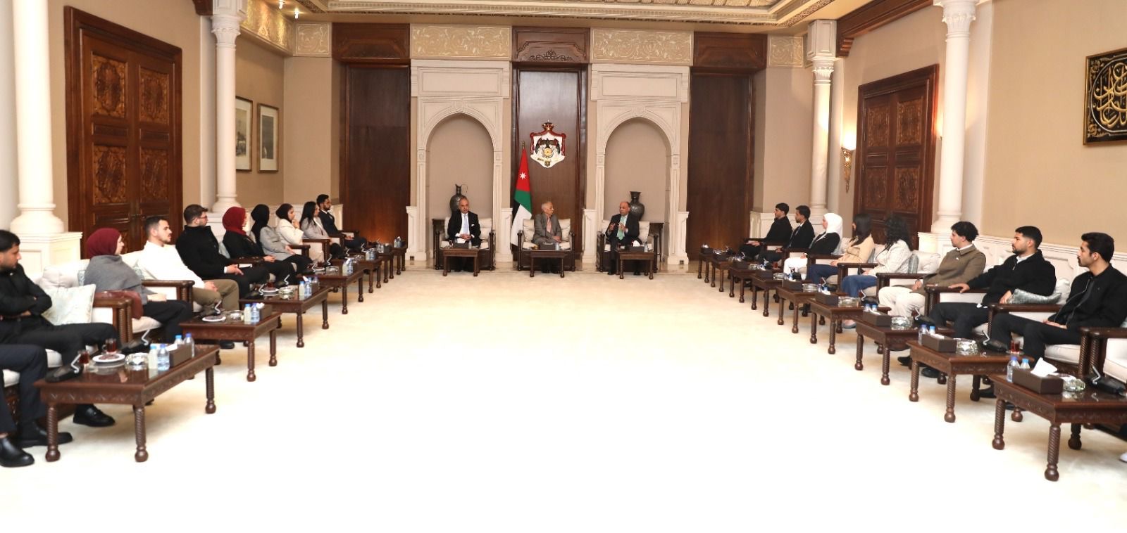 صورة حول : العيسوي: الأردن، بقيادة الملك، سيبقى سداً منيعاً في وجه أي تهديد، وماضٍ في دوره بدعم الاستقرار الإقليمي العيسوي: الأردن، بقيادة الملك، سيبقى سداً منيعاً في وجه أي تهديد، وماضٍ في دوره بدعم الاستقرار الإقليمي