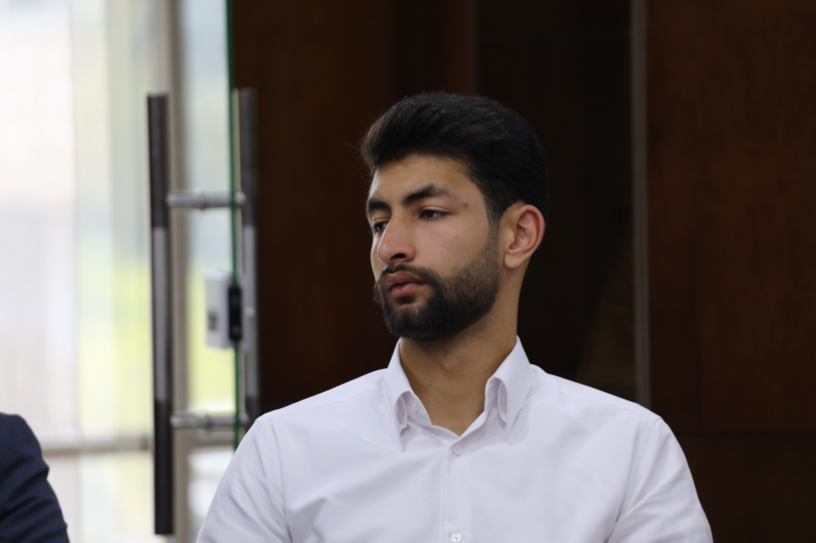 العودات يلتقي طلبة من كلية الحقوق بالجامعة الأردنية