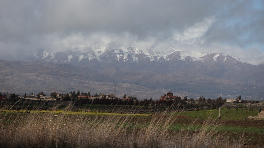 عشرات اليمينيين الإسرائيليين يتسللون إلى قرية جنوبي سوريا