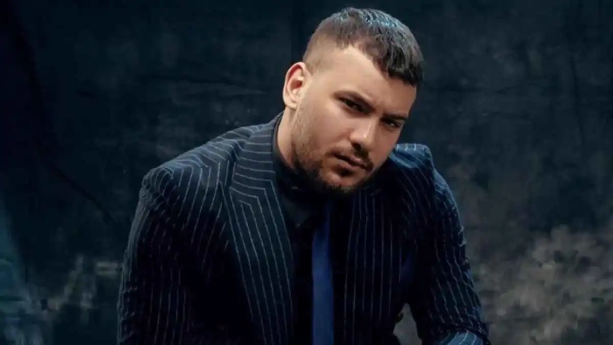 مصر.. "مسلم" يكسر صمته ويُحرج طليقته بـ"شيك الـ180 ألفاً"