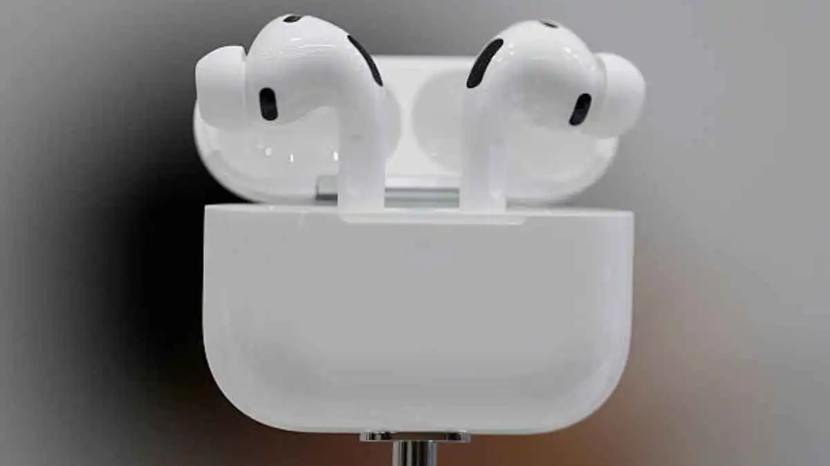 فتحات صغيرة في علبة AirPods Pro تثير التساؤلات.. ما وظيفتها؟