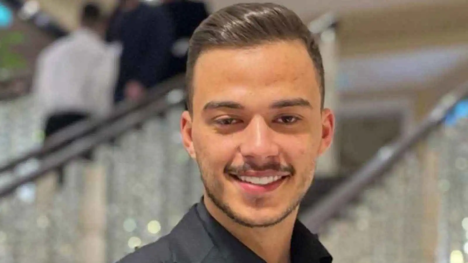 "لم يعلمني الصح".. السيلاوي يهاجم والده ويرد على ازدراء الأديان (فيديو)