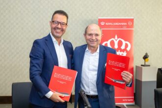 توقيع مذكرة تفاهم بين الملكية الأردنية وجمعية السياحة الوافدة لتعزيز السياحة إلى المملكة