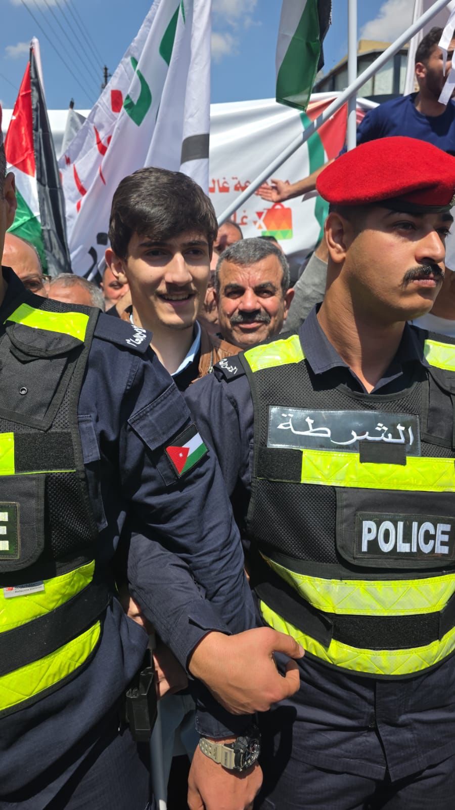 حزب الإصلاح يشارك بقيادته ونوابه وكافة فروعه وأعضائه في المسيرة المركزية دعماً للوصاية الهاشمية ونصرة للقدس