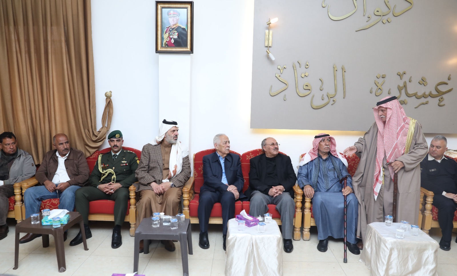 مندوبا عن الملك وولي العهد...العيسوي يعزي عشيرتي الرقاد والمعايطة