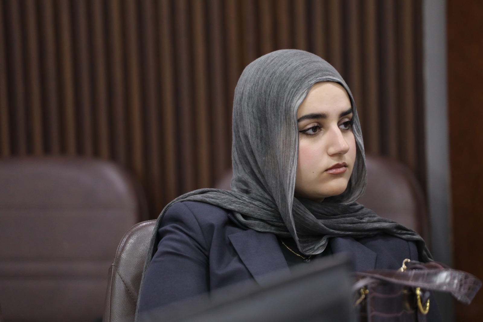 العودات يلتقي طلبة من كلية الحقوق بالجامعة الأردنية