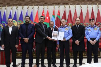 اللواء المعايطة يلتقي رئيس جمعية الملتقى الوطني، ويوقّع وثيقة "مليون توقيع ضد المخدرات"