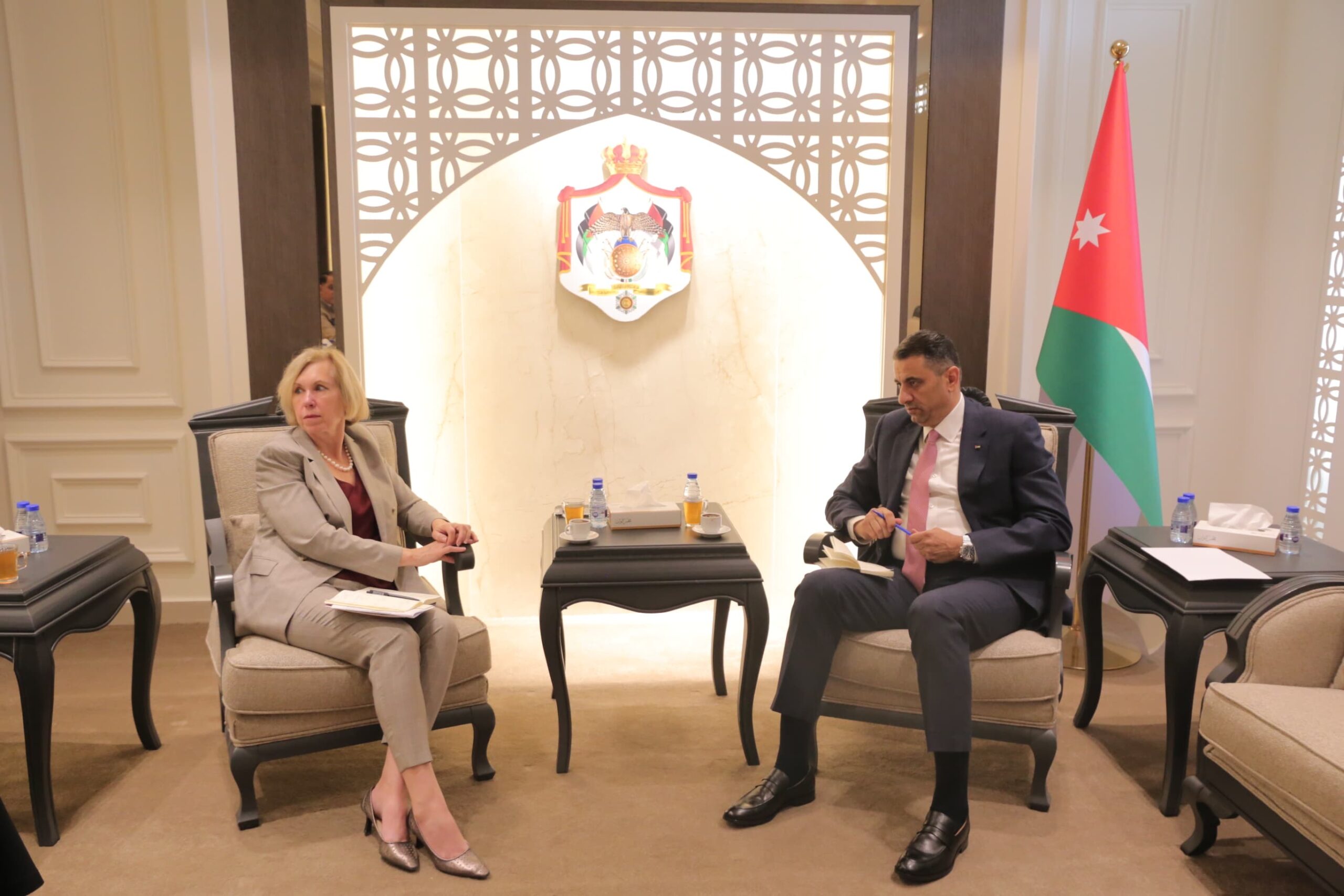 أبو حسان يلتقي السفيرة الأسترالية