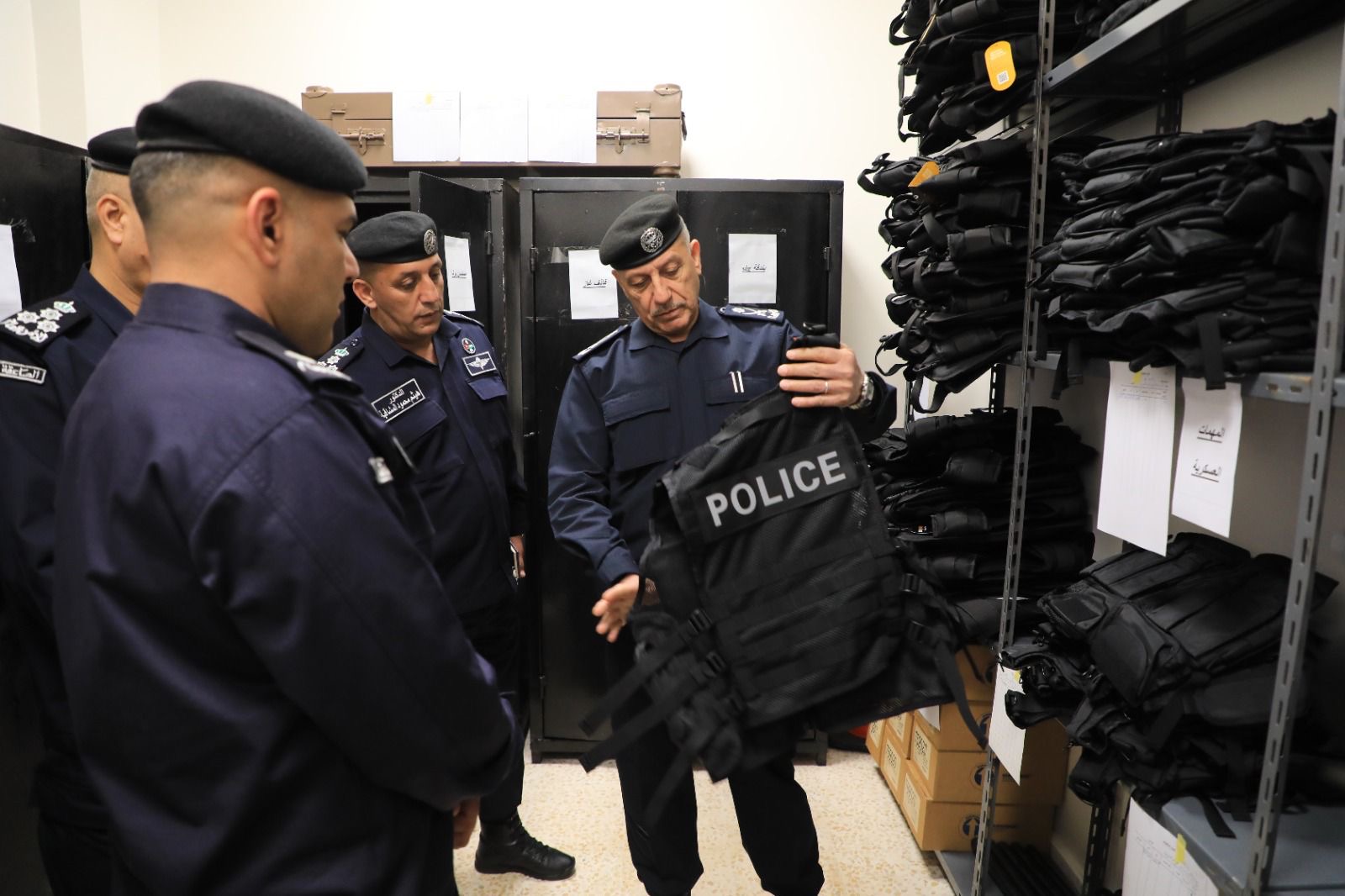 بالتزامن مع ذكرى تأسيس الأمن العام، اللواء المعايطة يفتتح مركز أمن ناعور الجنوبي ومركز دفاع مدني أم البساتين