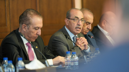 الحكومة تواصل حوارات مشروع الإدارة المحلية