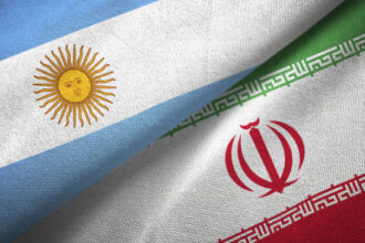 الأرجنتين تطرد دبلوماسيا إيرانيا خلال 48 ساعة