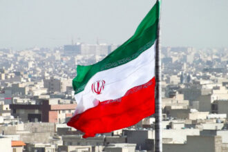 إسرائيل تعلن استهداف مسؤول نفطي عسكري بطهران