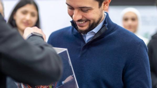 ولي العهد ينشر صوراً من زيارته للألمانية الأردنية