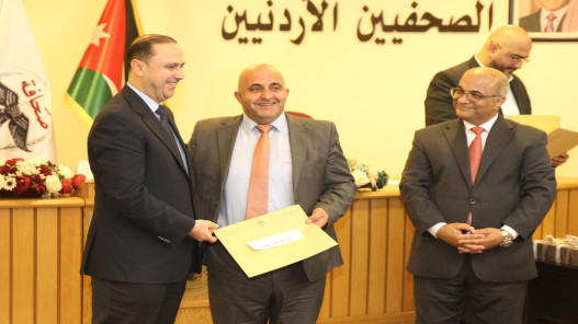 عبيدة الضمور يتصدر جائزة الحسين للإبداع الصحفي