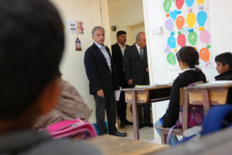 رئيس الوزراء: الزيارات الميدانية تحسن الخدمات