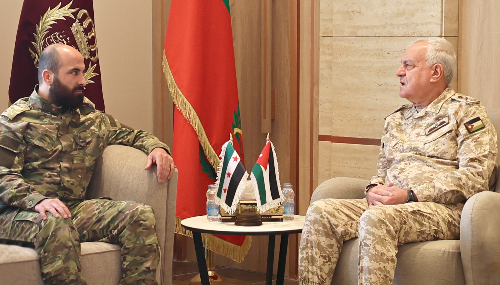 الحنيطي يبحث مع نظيره السوري التعاون العسكري