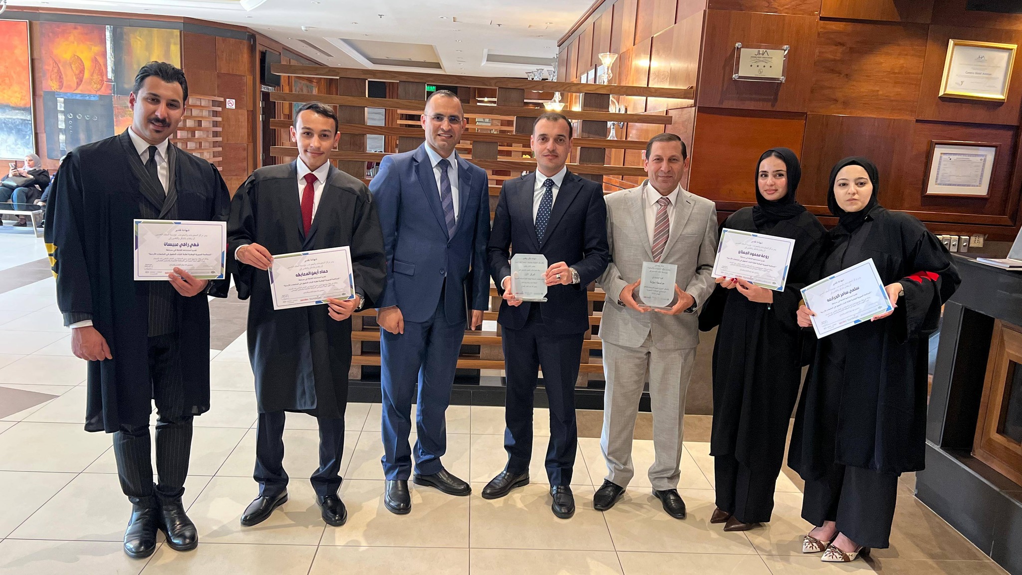 المركز الأول لجامعة مؤتة في منافسات قانونية