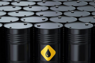توقعات بتمديد إعفاءات شراء النفط الروسي وسط توترات الطاقة