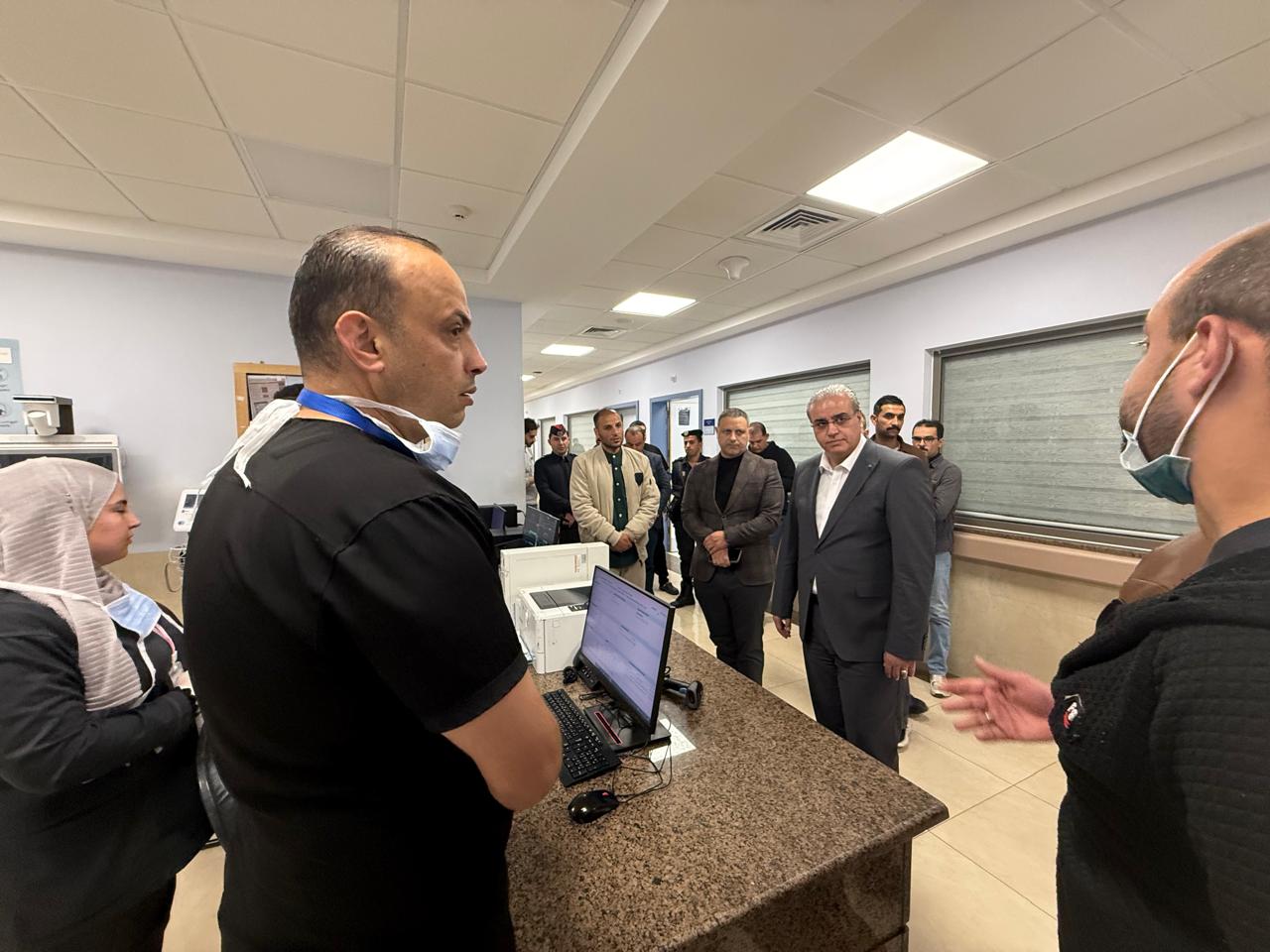 صورة حول : وزير الصحة يتفقد مراكز صحية في الطفيلة والكرك وزير الصحة يتفقد مراكز صحية في الطفيلة والكرك