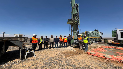 وزير الطاقة يتفقد مشاريع تنقيب الفوسفات جنوب المملكة