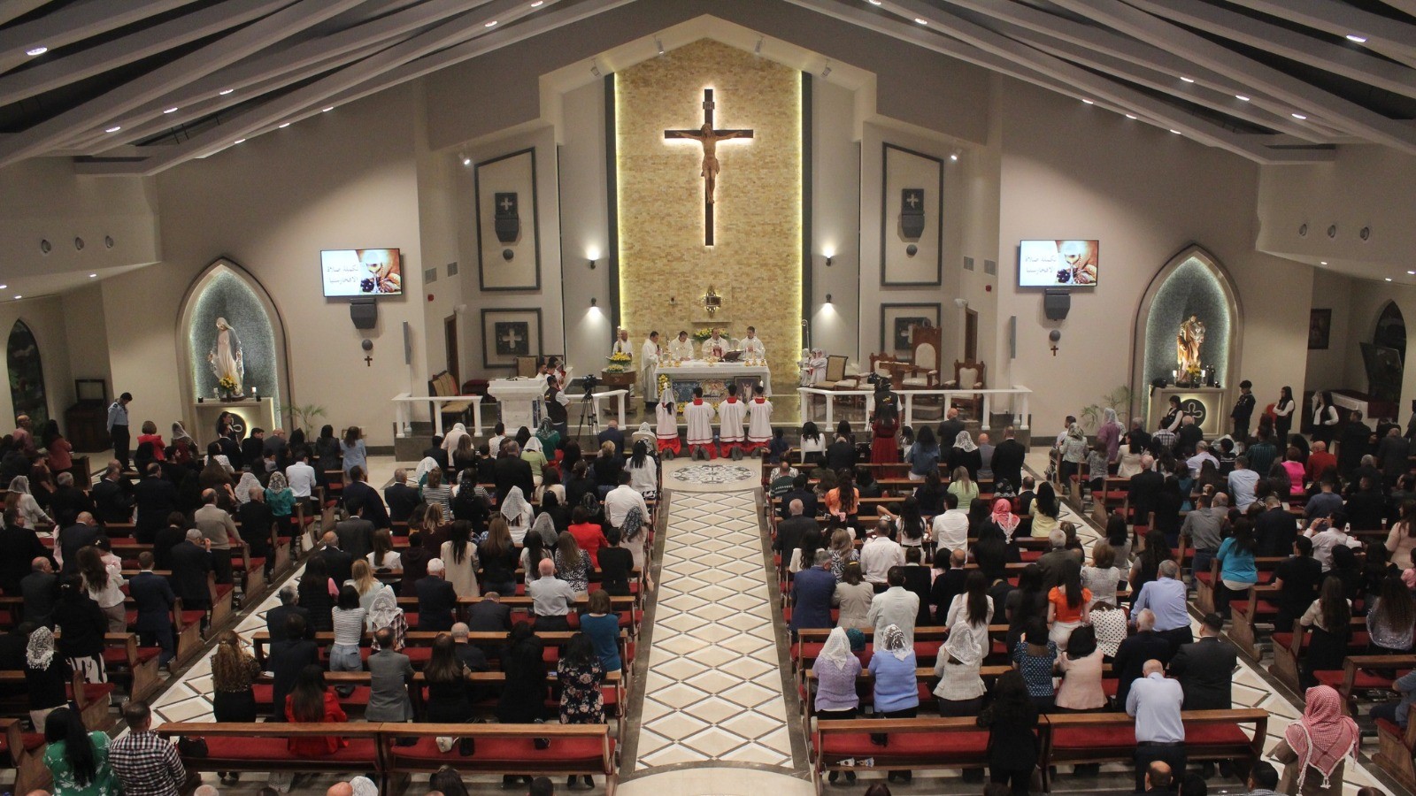 صورة حول : عيد الفصح في عجلون رسالة محبة وسلام عيد الفصح في عجلون رسالة محبة وسلام