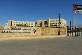 جولة ميدانية لتعزيز الخدمات والأمن في العقبة