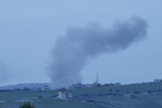 قتيلان باستهداف مسيّرة إسرائيلية لدراجة نارية شمالي صور
