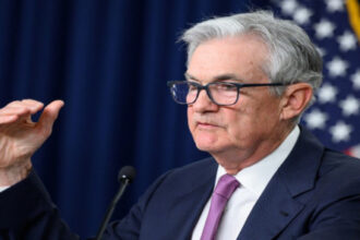 تصعيد أميركي ضد الاحتياطي الفيدرالي ورئيسه باول