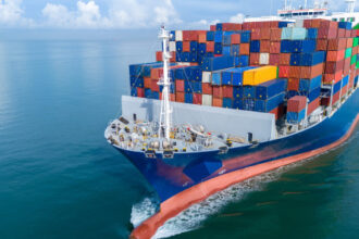 كوريا الجنوبية تبحث مع سفراء الخليج أمن الطاقة وسلامة سفنها قرب مضيق هرمز