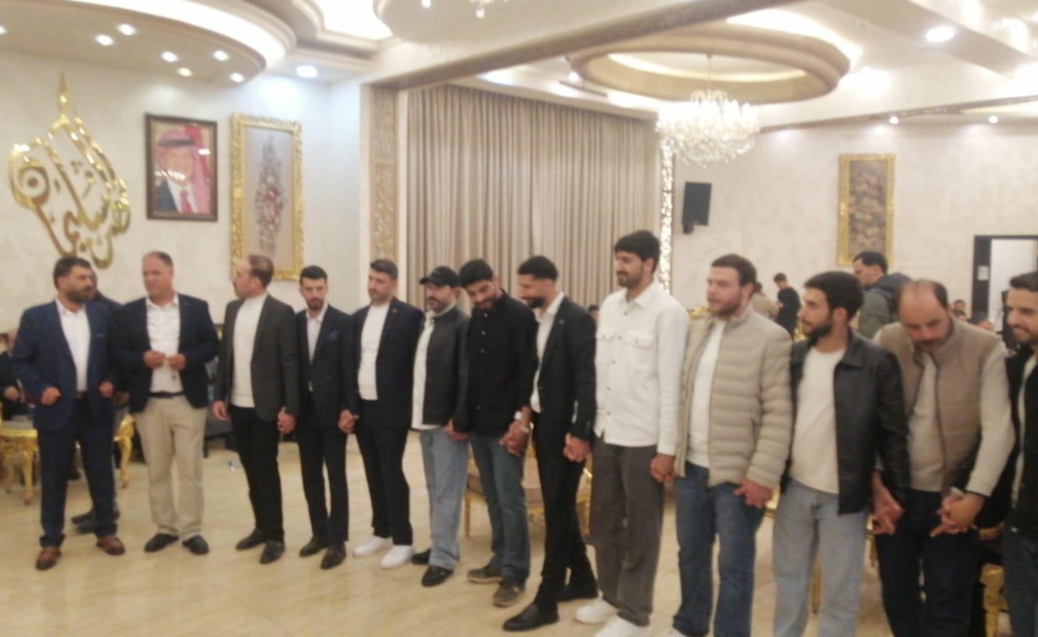 مادبا تحتفي بزفاف رعد أبو اصليح.. مهرجان جماهيري حاشد يزيّن قصر السليمان