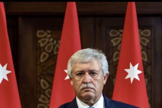 قطامين: سكة حديد العقبة مشروع استراتيجي يعزز موقع الأردن اللوجستي