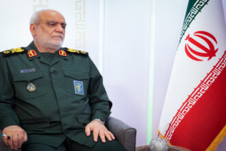 لحرس الثوري الإيراني: مقتل رئيس جهاز الاستخبارات مجيد خادمي في هجوم أميركي–إسرائيلي