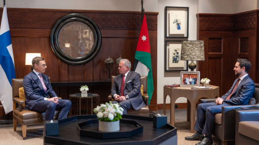 الملك يبحث مع الرئيس الفنلندي تعزيز العلاقات والتطورات الإقليمية