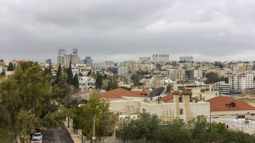 أجواء باردة نسبياً الثلاثاء وأمطار متوقعة في عدة مناطق من المملكة