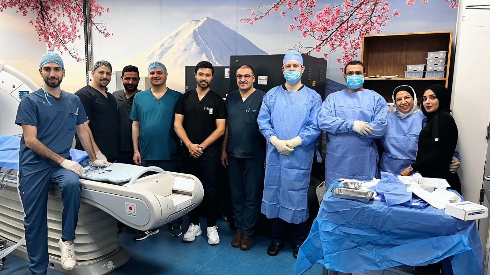 مستشفى الأميرة بسمة يجري عملية نوعية لعلاج ورم عظمي