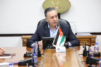 القضاة: سلاسل التوريد للقطاع الصناعي منتظمة والحكومة تعمل على الحد من كلف الإنتاج